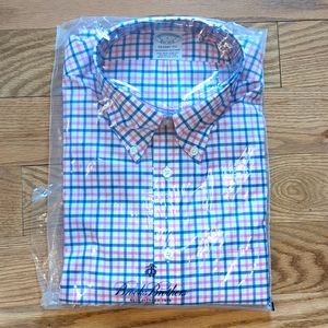 Brand new Men's Brooks Brothers pink and blue shirt size L